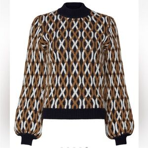 Stine Goya Heavy Weight Crew Neck Split Hem Sweater. Great preloved. Size Small.